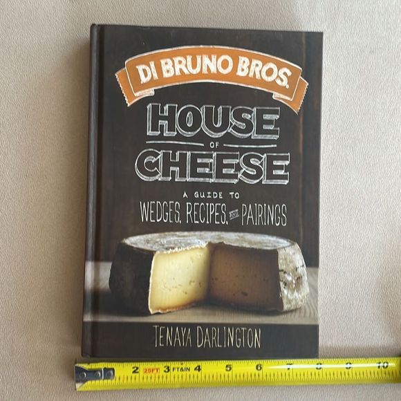 COOKBOOK: HOUSE OF CHEESE: A Guide to wedges, recipes, and pairings - Picture 5 of 5